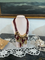Collana in corda e osso