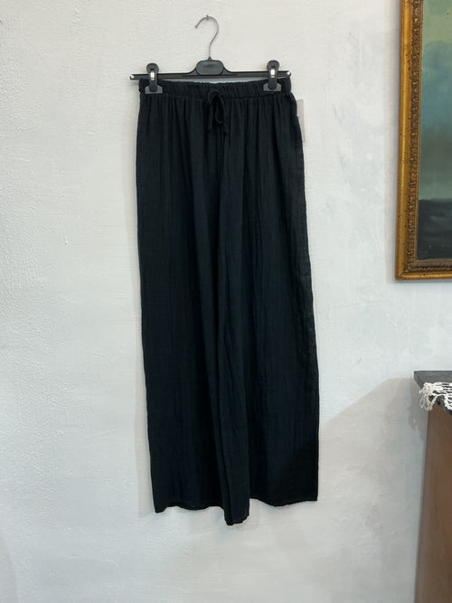 Pantalone gamba larga