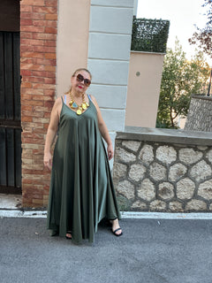 Abito in raso curvy