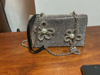 Borsa con strass e perle in raso