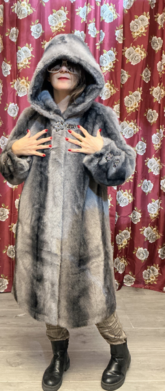 Coat eco pelliccia in visone,con cappuccio.Dettaglio gioiello-M,L,XL
