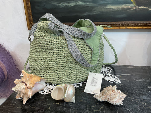 Borsa a spalla in paglia intrecciata,con bordi lame dorati