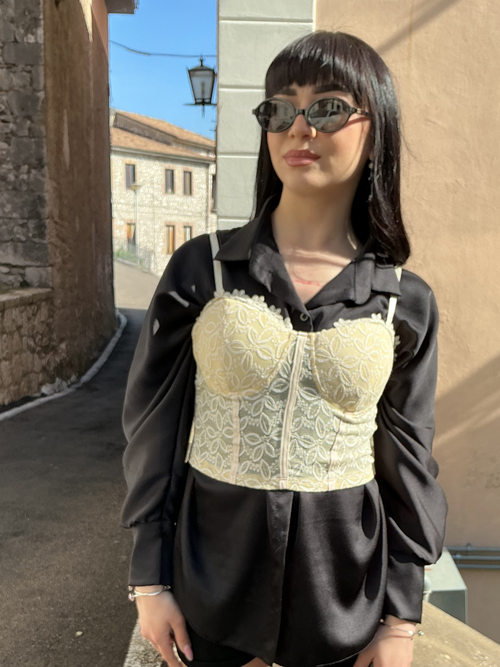Camicia e corpetto