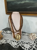 Collana in perle con charme cammeo