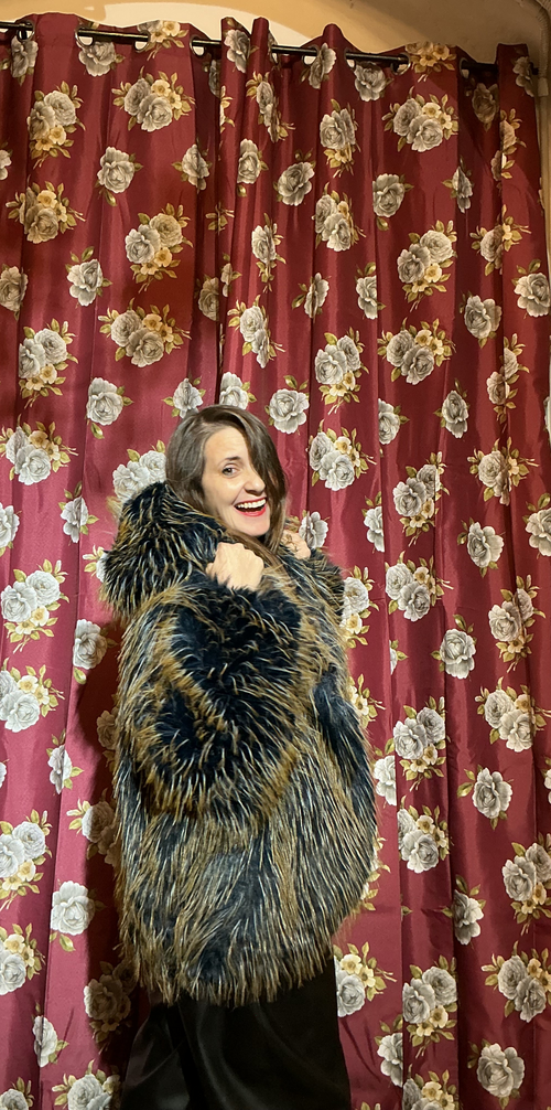 Eco pelliccia Mod Volpe con cappuccio