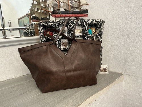 Tote bag